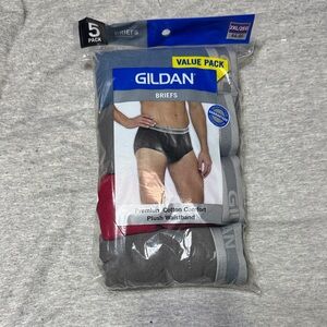 Gildan Men's Black and Gray Briefs 5-Pack